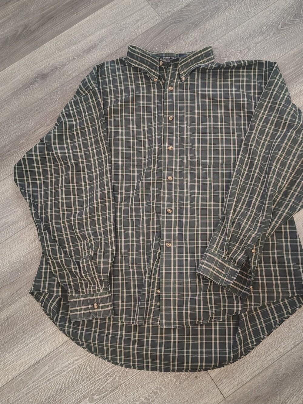 Van Heusen XXL Dark Green Plaid Button-Down Shirt